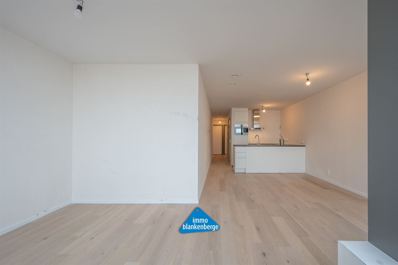Appartement te koop op topligging aan de Zeedijk met prachtig zicht op de Pier van Blankenberge