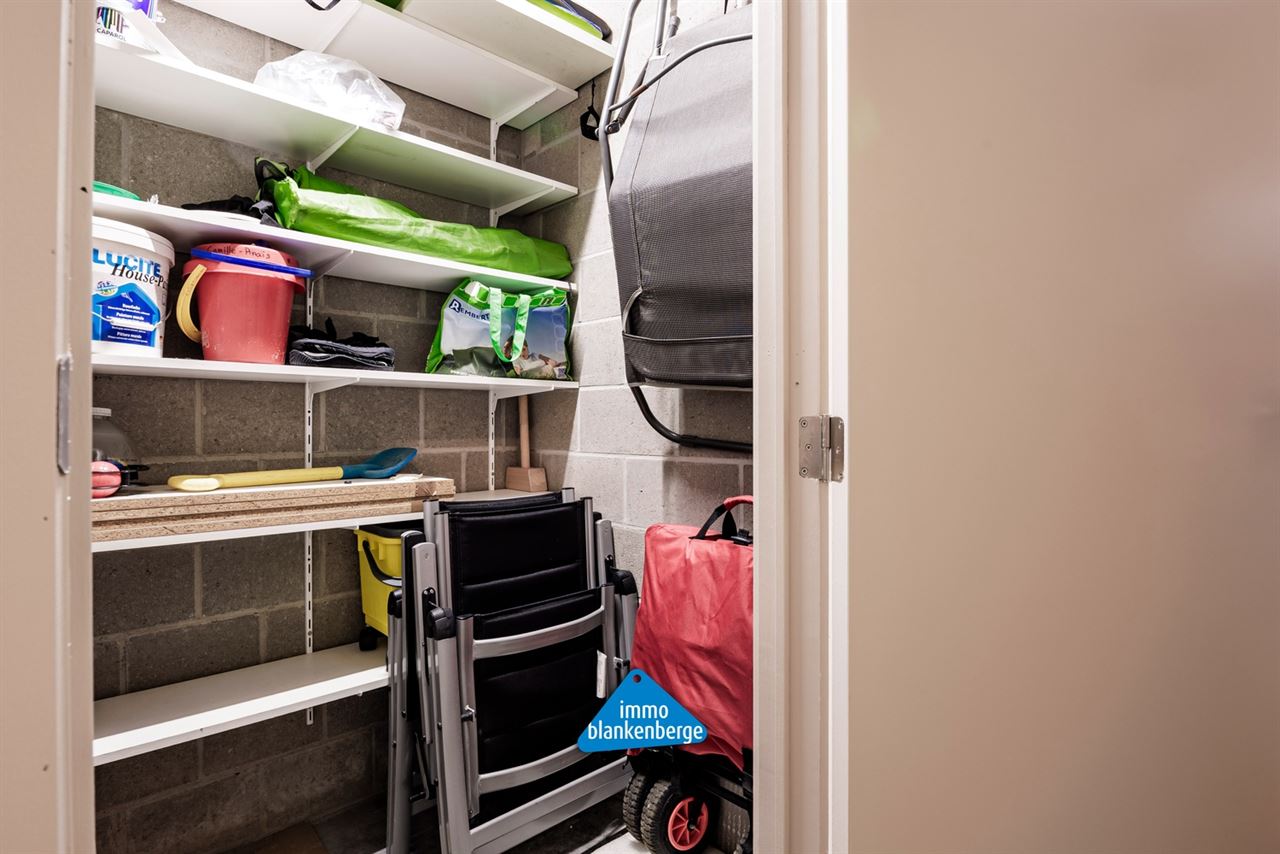 Luxe afgewerkt 2‑slaapkamerappartement met tuin in De Haan