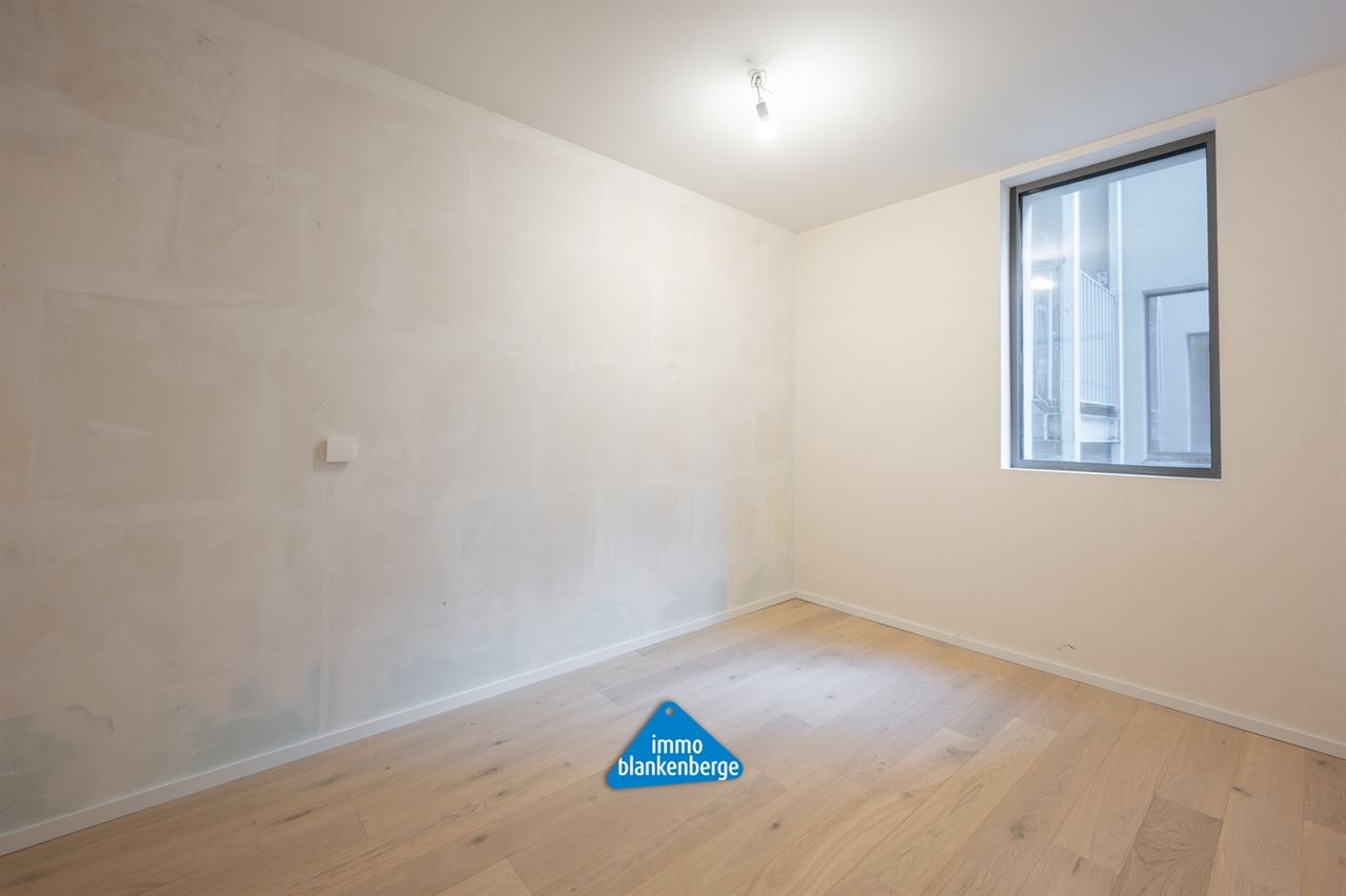 Appartement te koop op topligging aan de Zeedijk met prachtig zicht op de Pier van Blankenberge