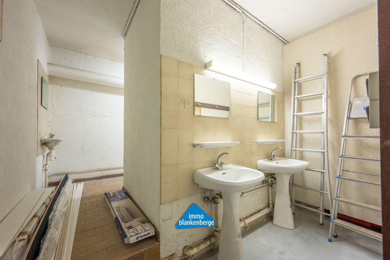 14 ruime kelders te koop in Residentie Spinnaker aan de jachthaven van Blankenberge