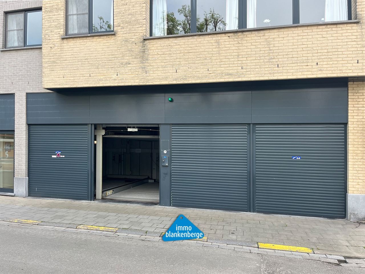 Staanplaats In liftsysteem nabij de Grote Markt In Blankenberge