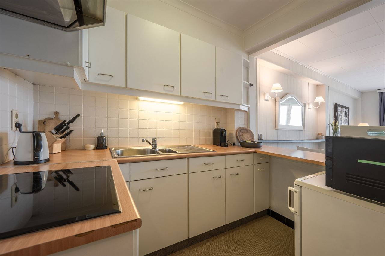 Instapklaar gemeubeld appartement op de Zeedijk van Blankenberge