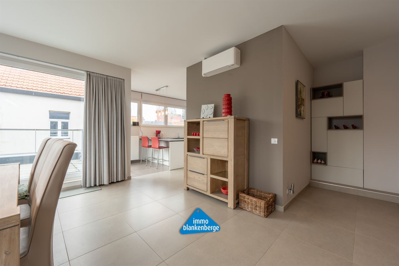 Uniek dakappartement met 3 slaapkamers en 2 badkamers.