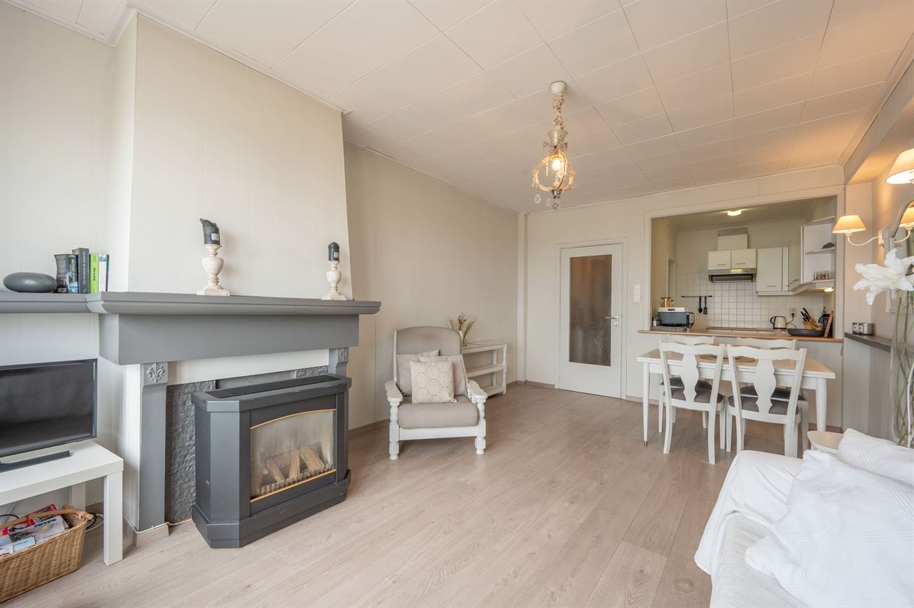 Instapklaar gemeubeld appartement op de Zeedijk van Blankenberge