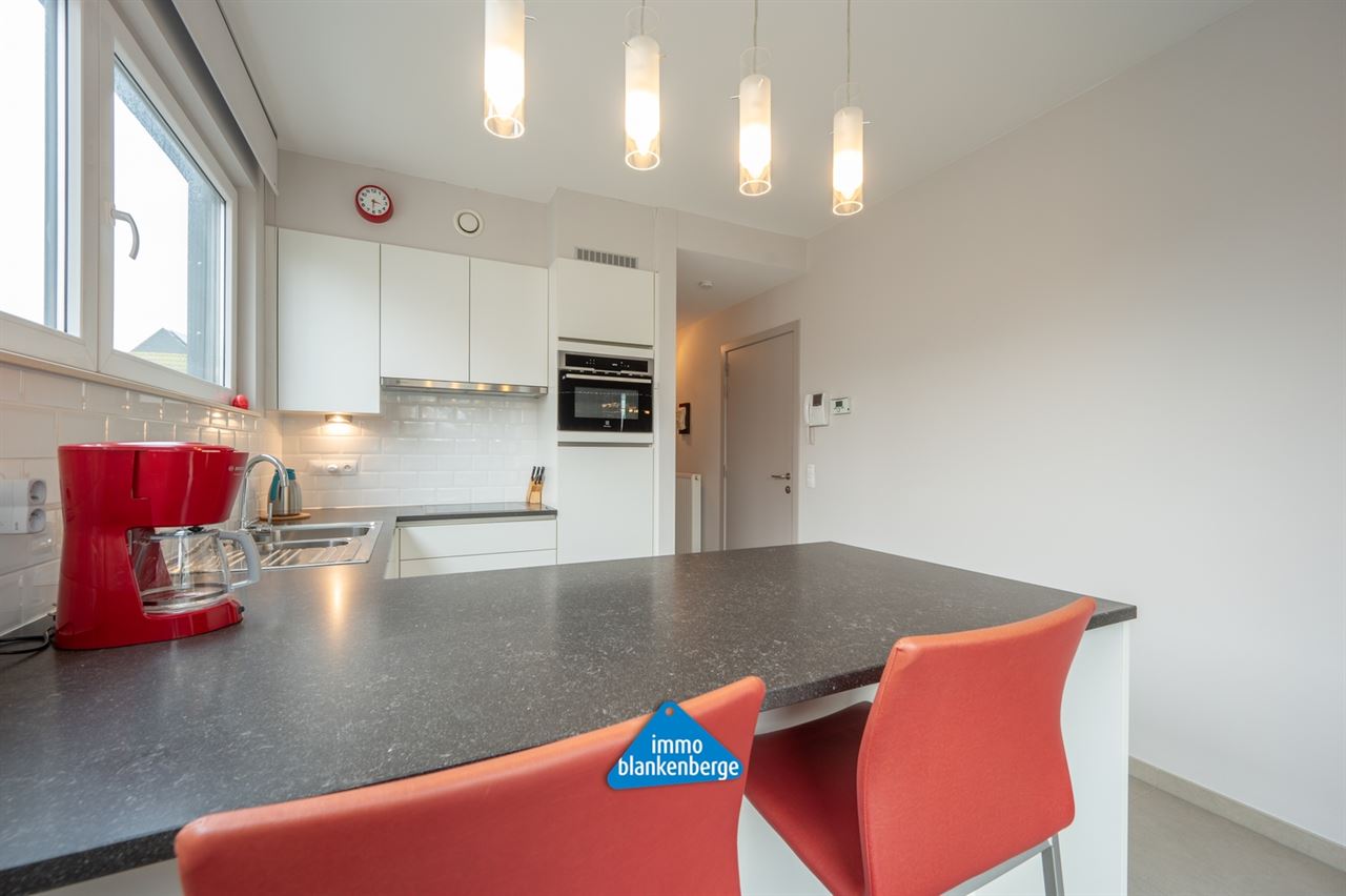 Uniek dakappartement met 3 slaapkamers en 2 badkamers.