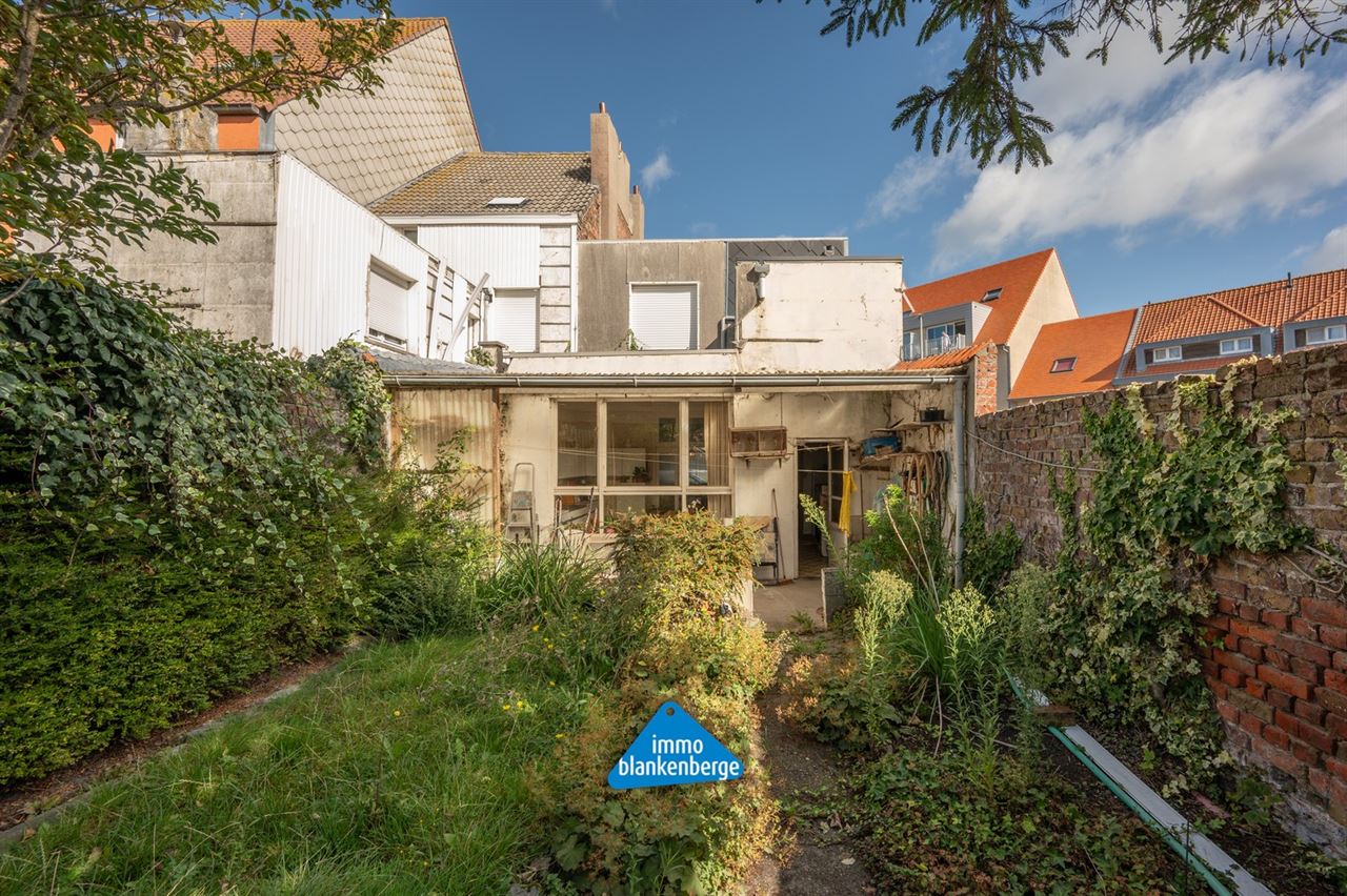 Te renoveren Woning met zicht op de Jachthaven – Rustige ligging aan de Stadsrand
