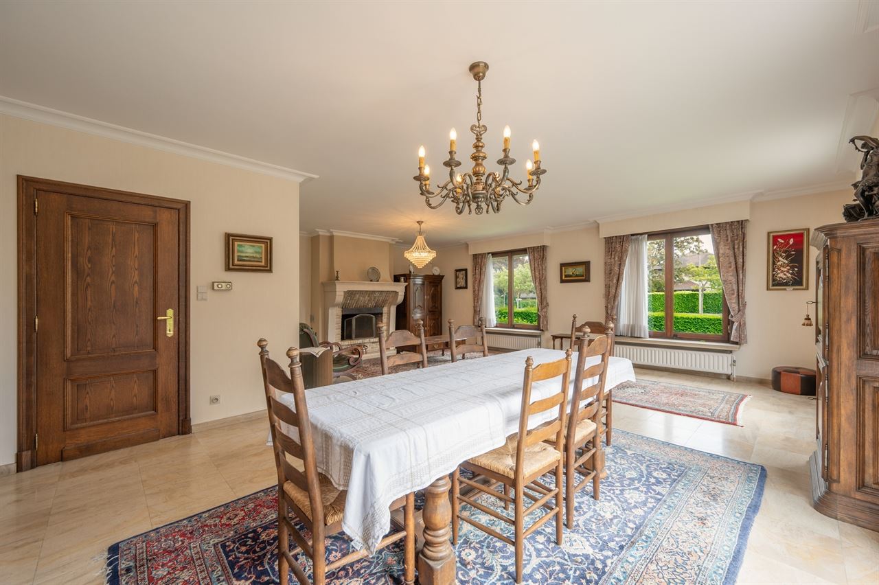 Exclusieve villa in een gegeerde residentiële wijk