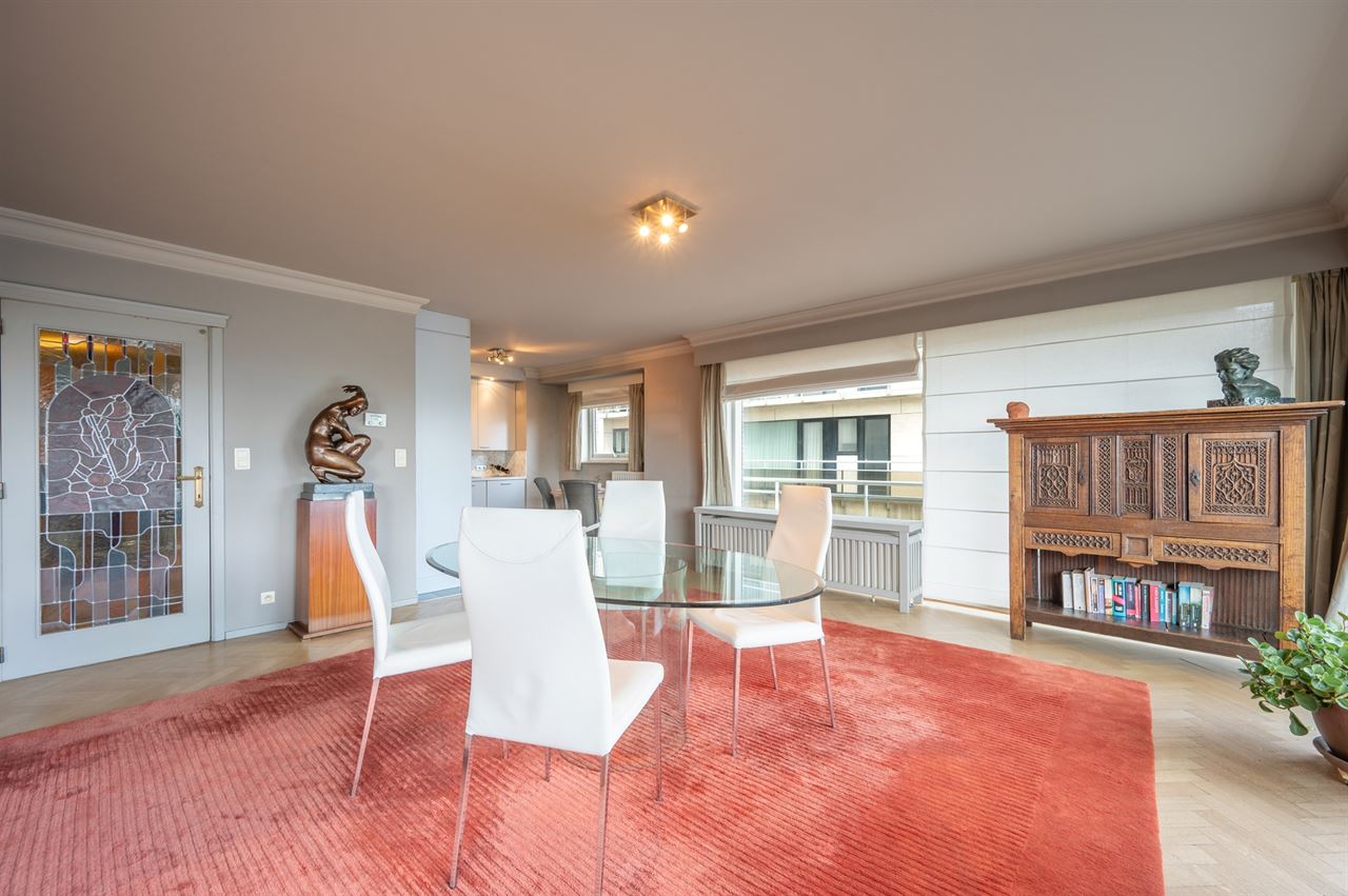 Ruim appartement met 3 slaapkamers op absolute toplocatie