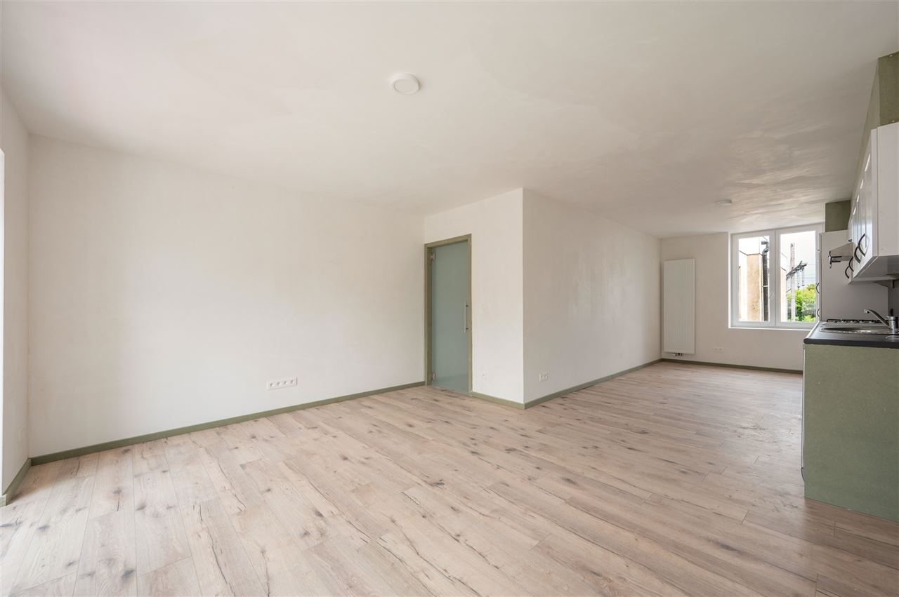 Gerenoveerd appartement met 3 slaapkamers