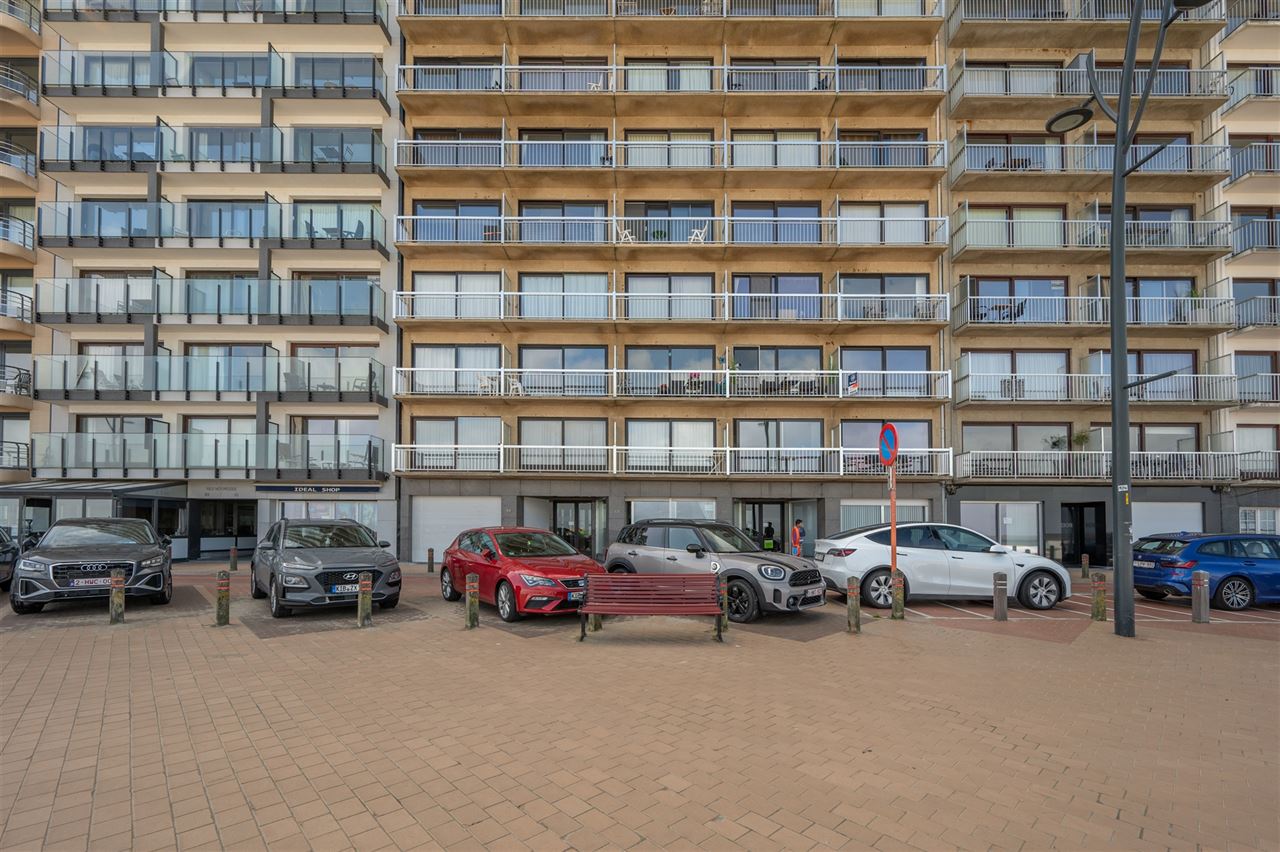 Wonen met de zee als decor – volledig gerenoveerde studio met terras