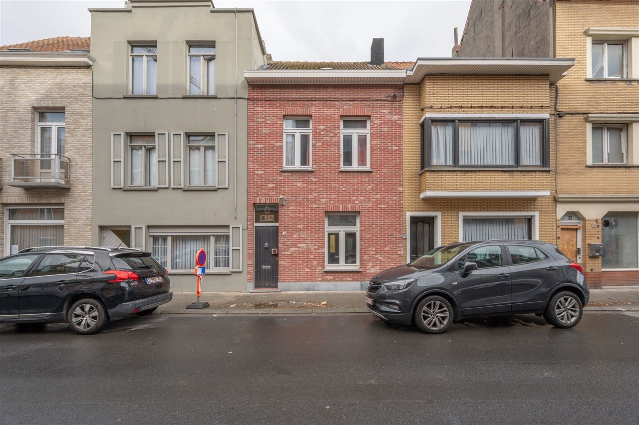 Te renoveren huis met 3 ruime kamers