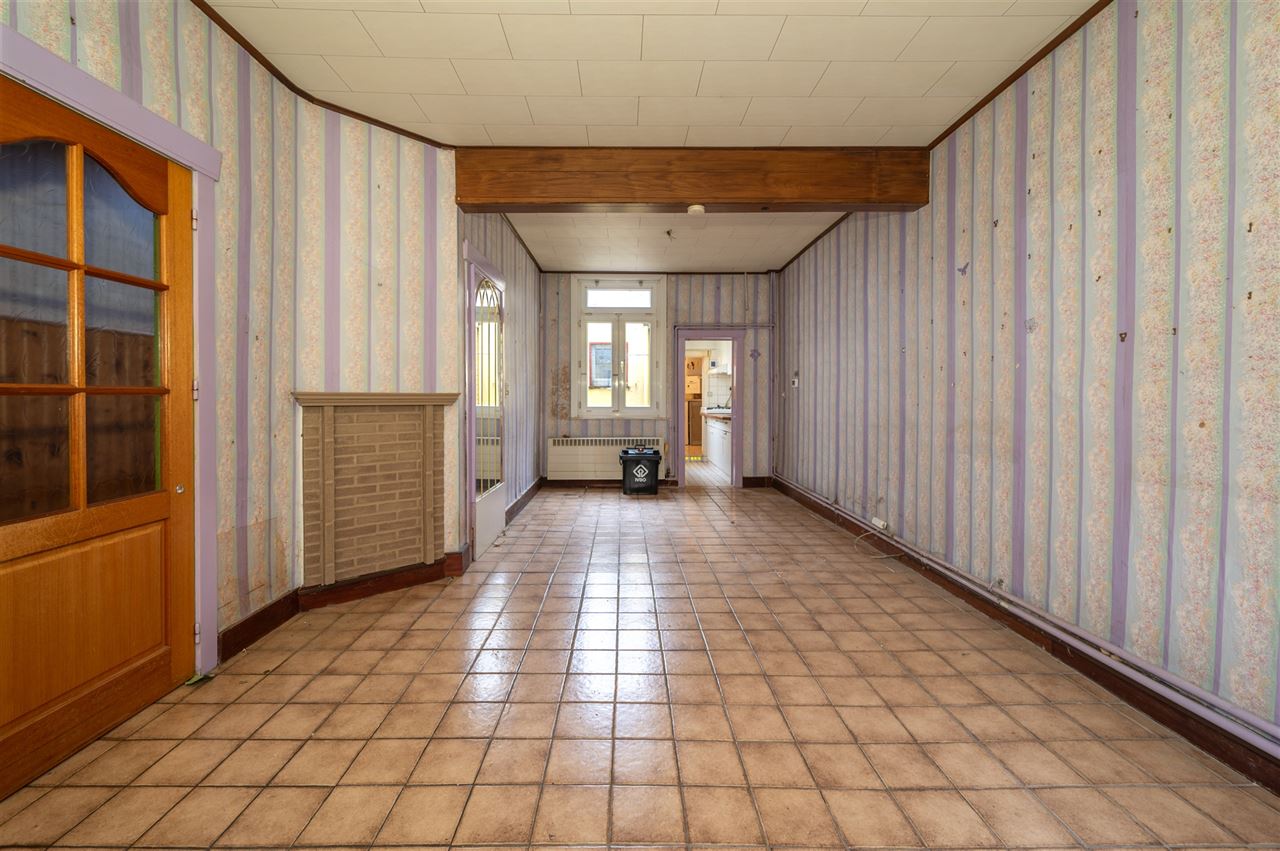 Te renoveren huis met 3 ruime kamers