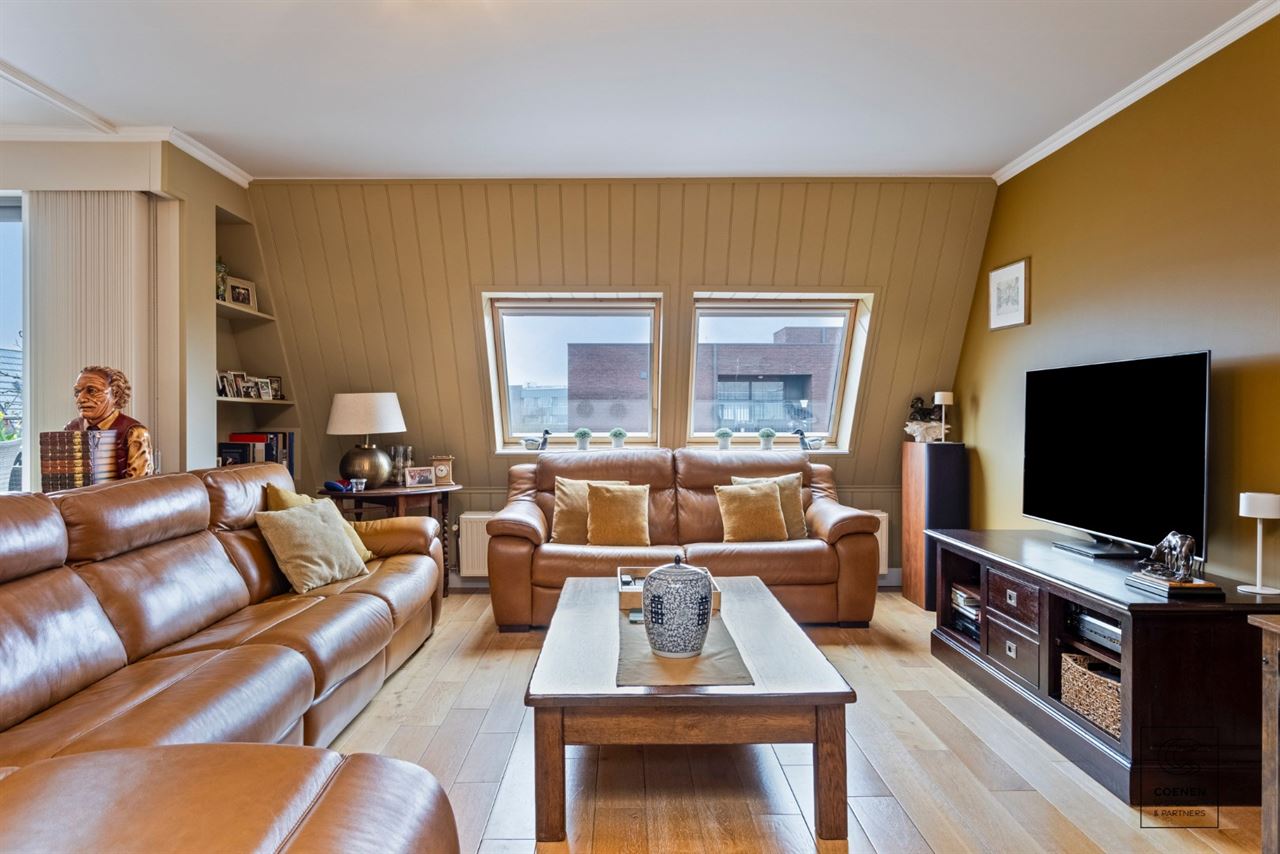 Ruim en stijlvol appartement van 146m² met zonnig terras in Lier!