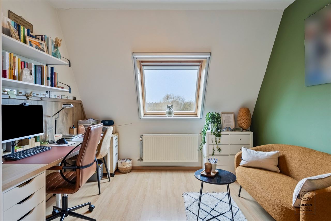 Ruim en stijlvol appartement van 146m² met zonnig terras in Lier!
