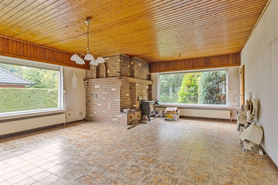 Te renoveren woning met 4 à 5 slaapkamers op 3.990 m²!