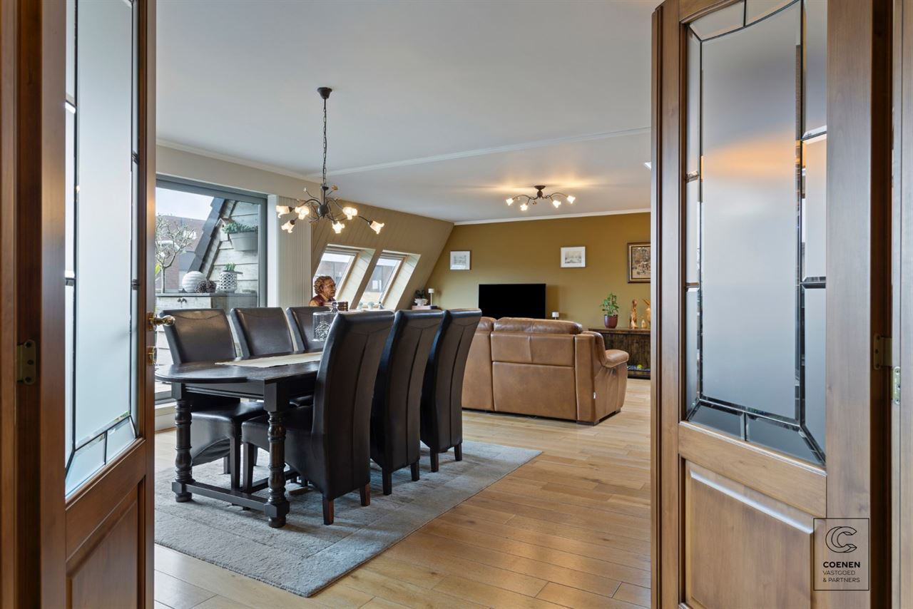 Ruim en stijlvol appartement van 146m² met zonnig terras in Lier!
