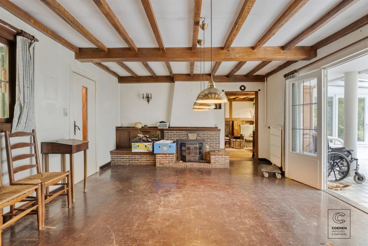 Volledig te renoveren woning op prachtig perceel van 2682 m²