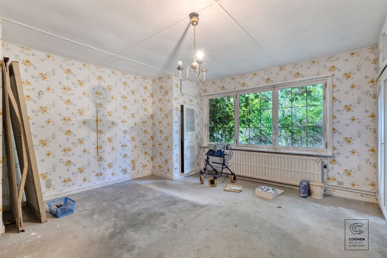 Volledig te renoveren woning op prachtig perceel van 2682 m²