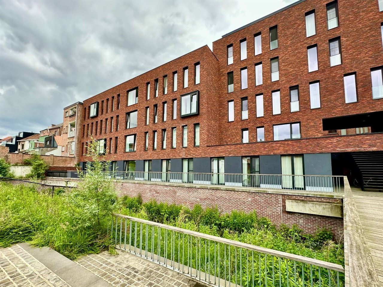 Moderne studentenstudio in Leuven, zeer goed gelegen in recent gebouw