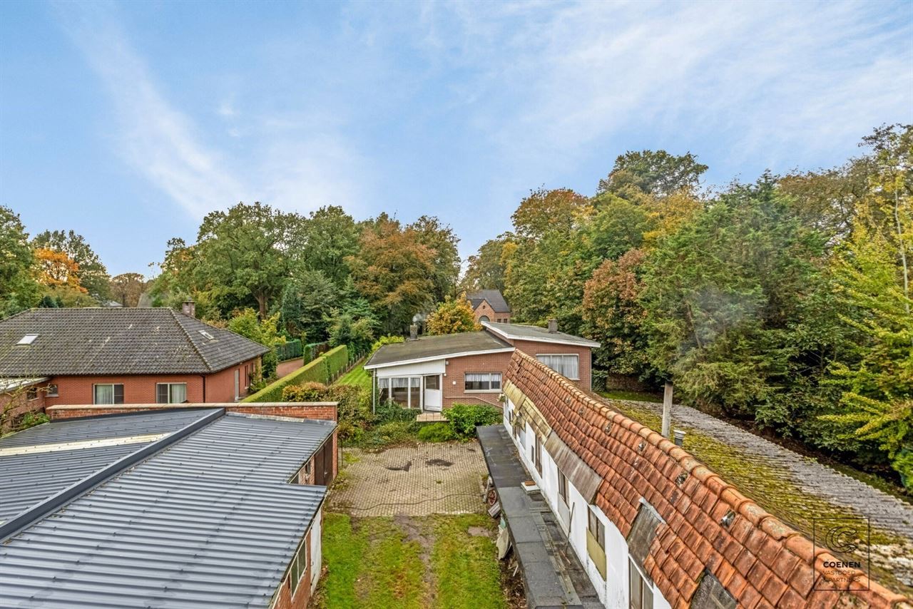 Te renoveren woning met 4 à 5 slpk' s, 236 m² bew. opp. op perceel van 3.990 m²!