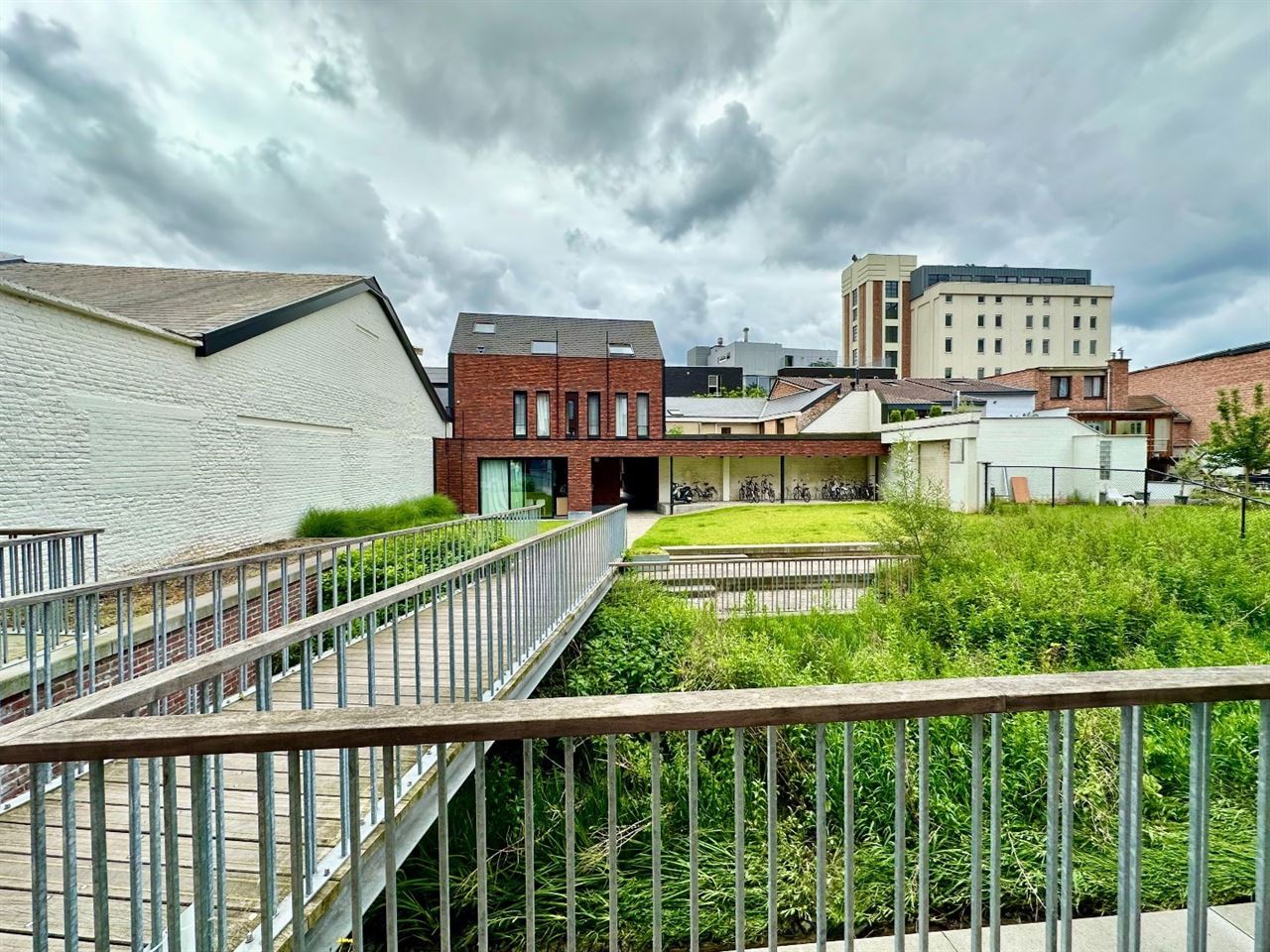 Moderne studentenstudio in Leuven, zeer goed gelegen in recent gebouw