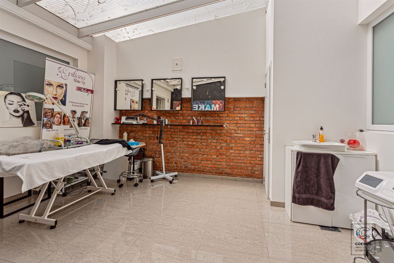 Prachtige handelsruimte met een bruikbare opp. van 355 m²!