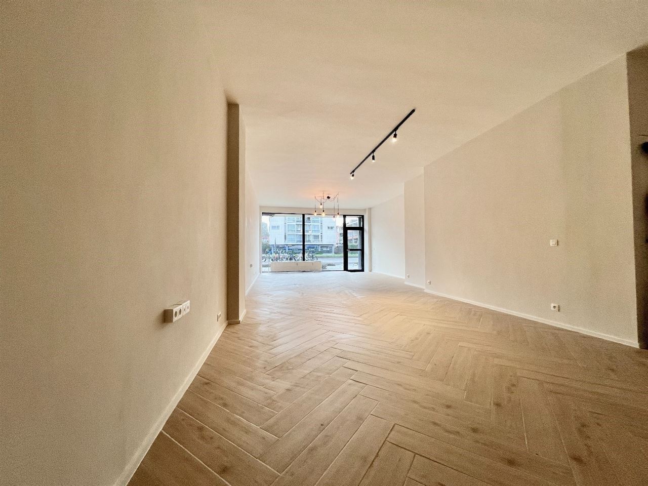 Ideale investering - commerciële ruimte van 70 m² met directe huuropbrengst!