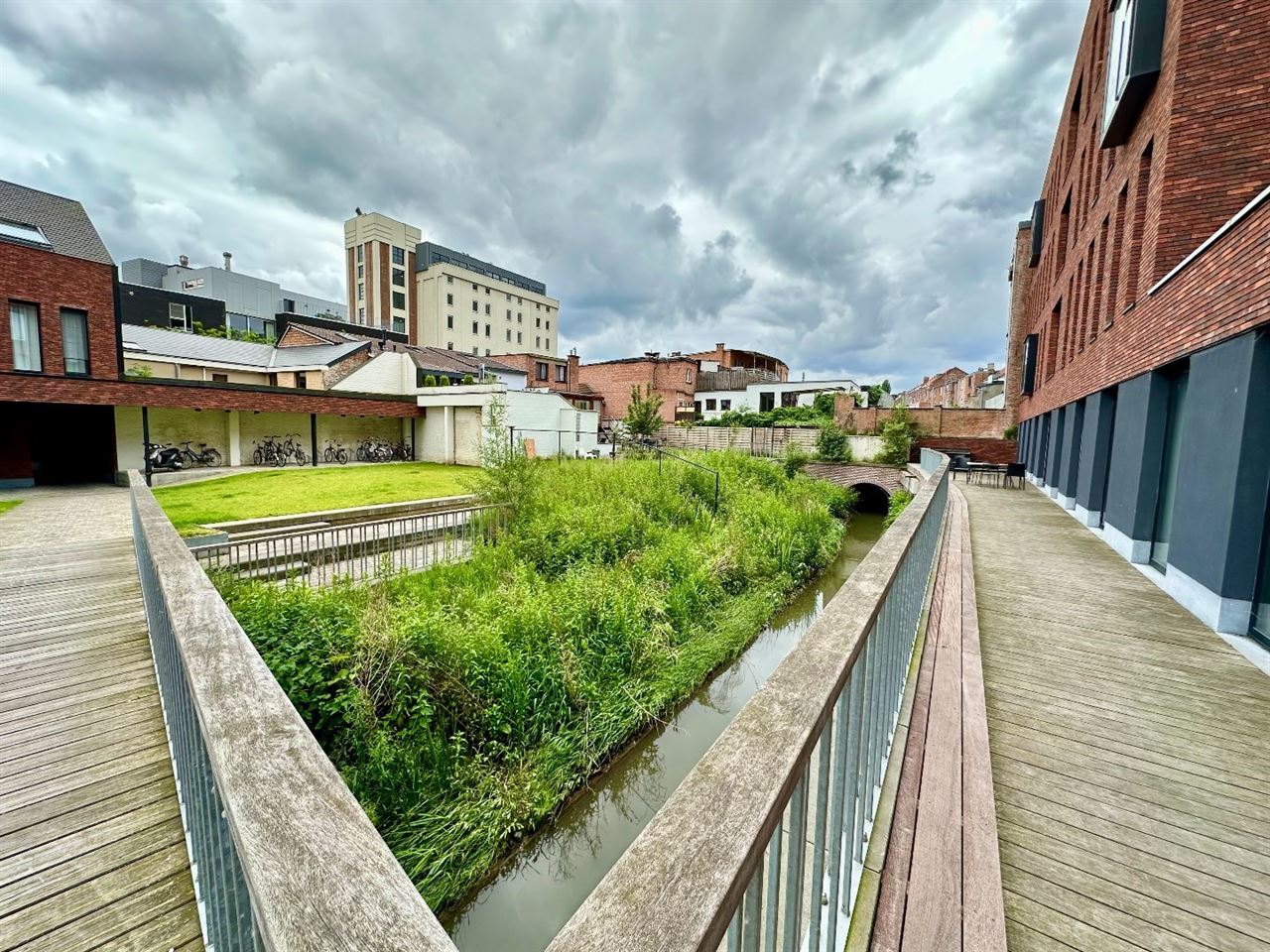 Moderne studentenstudio in Leuven, zeer goed gelegen in recent gebouw