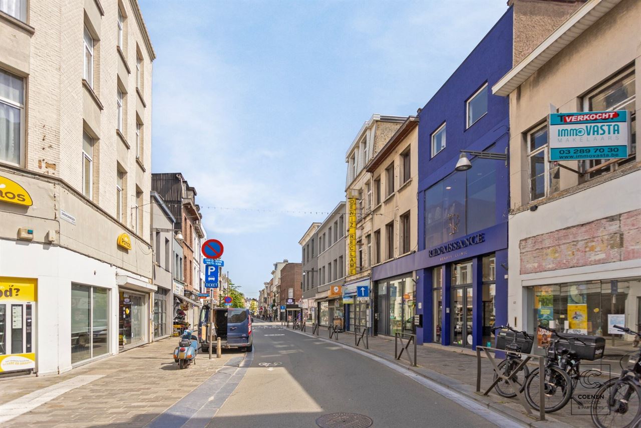 Prachtige handelsruimte met een bruikbare opp. van 355 m²!