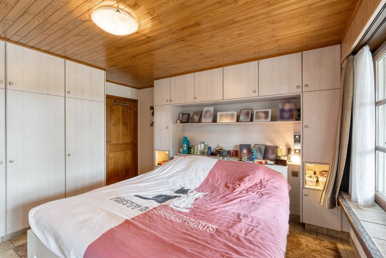 Ruime woning met 5 slpk's en 319 m² bew. opp. te Westerlo!