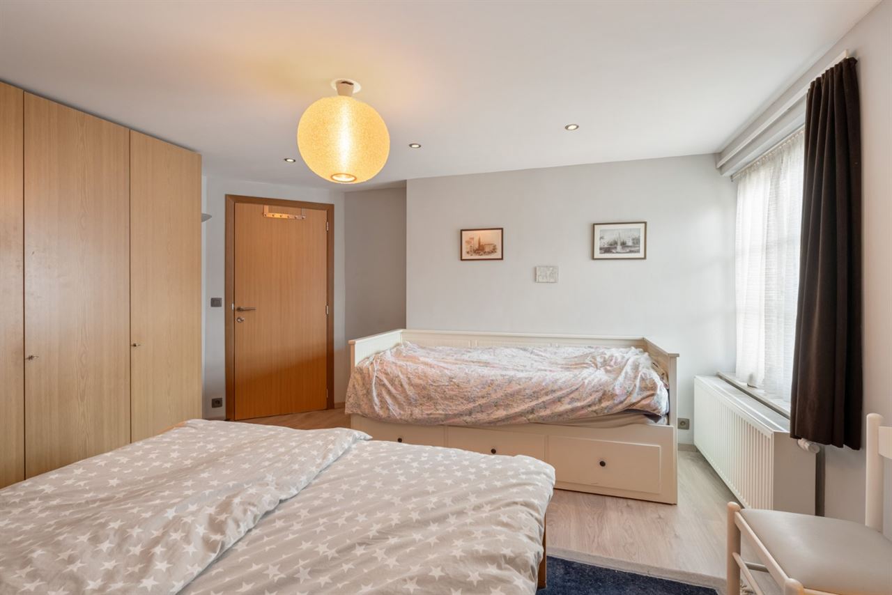 Ruime woning met 5 slpk's en 319 m² bew. opp. te Westerlo!