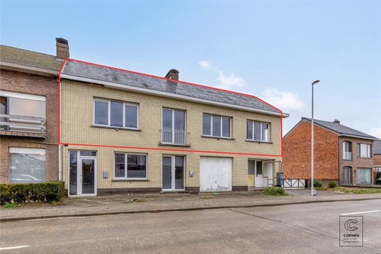 Te renoveren app. van ca. 120 m² op een gunstige ligging!