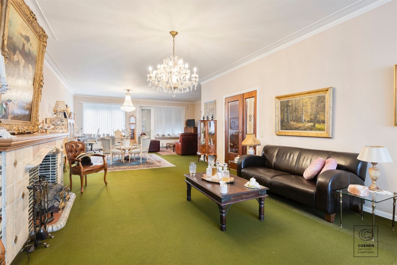 Duplex app. van 221 m² op een centrale ligging te Wilrijk!