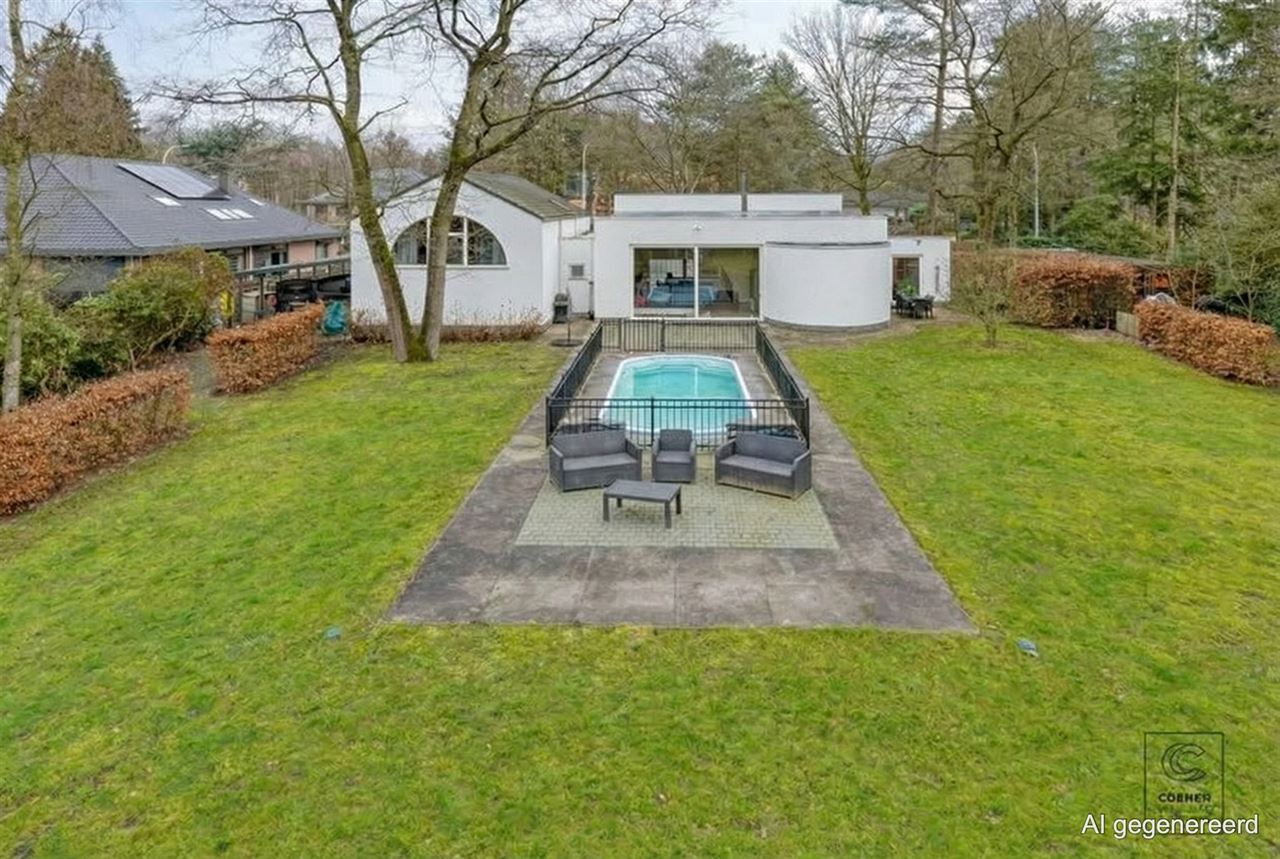 Lichtrijke en ruime villa van 338 m² met ingebouwd zwembad!