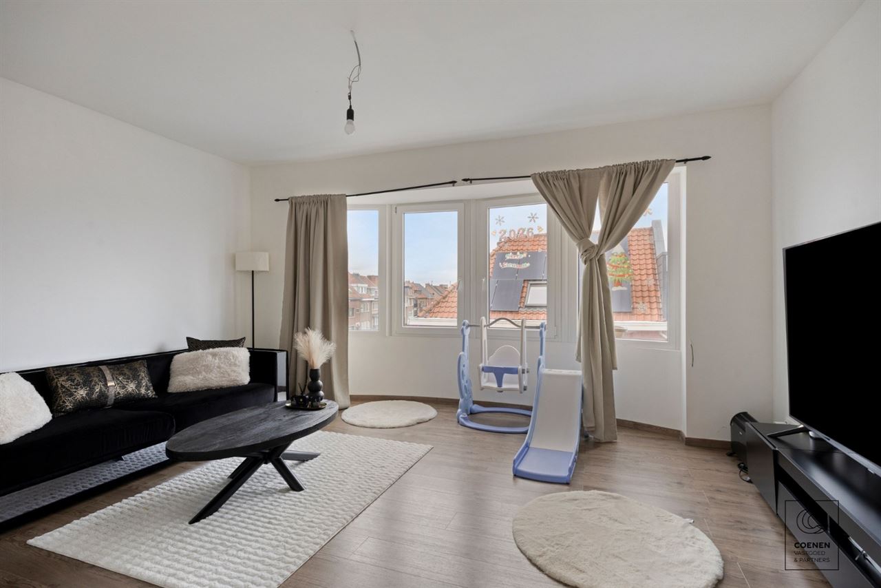 Riante woning, momenteel ingericht als 3 appartementen!