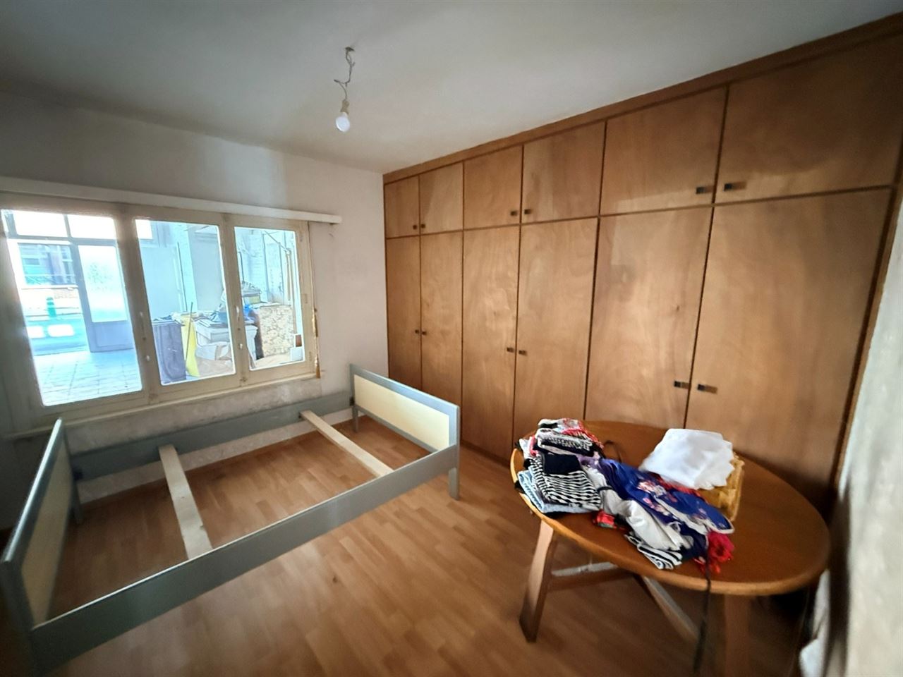 Riante woning, momenteel ingericht als 3 appartementen!