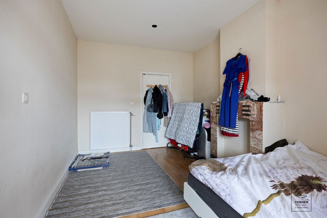 Riante woning, momenteel ingericht als 3 appartementen!