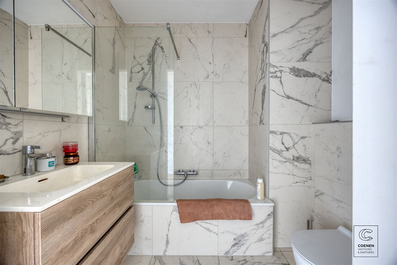 Ruim drieslaapkamer appartement op een uitstekende locatie!