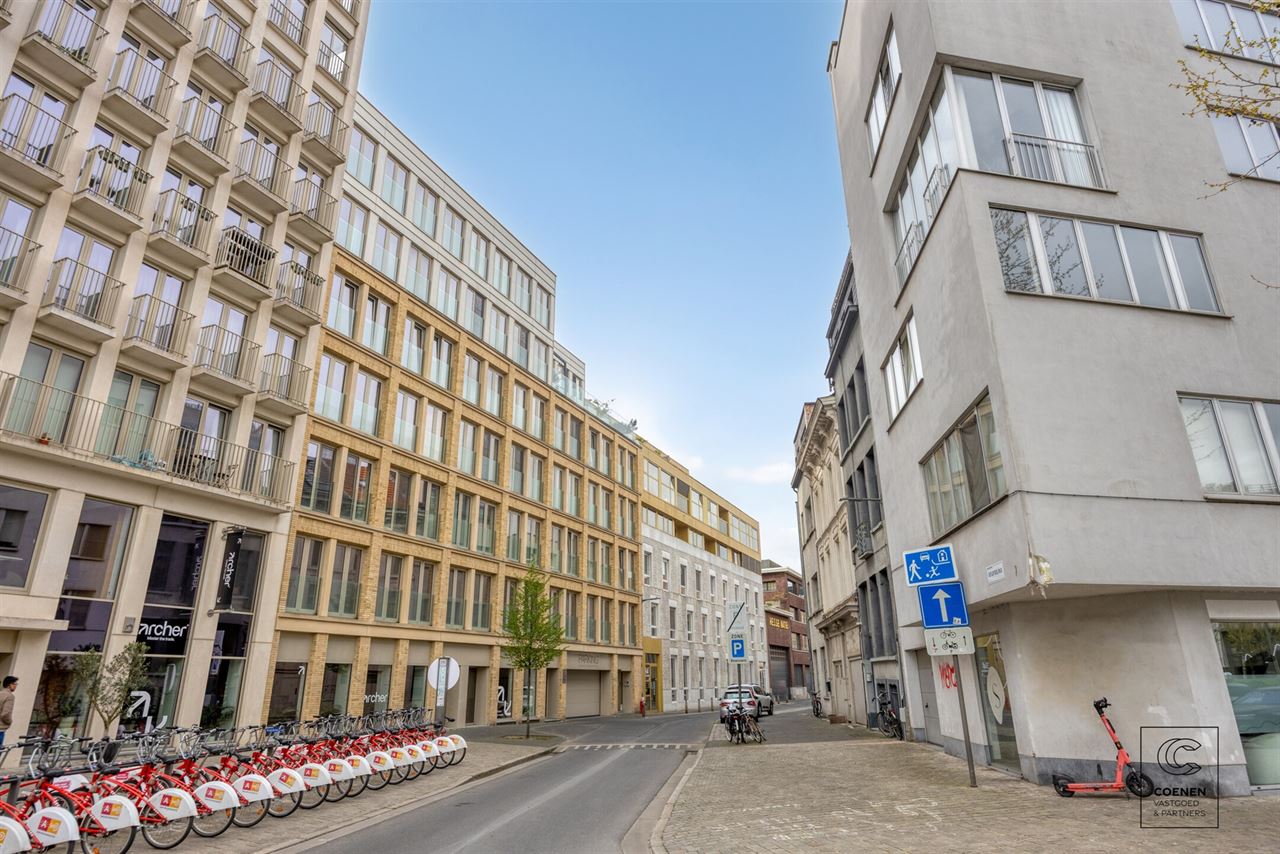 Ruim drieslaapkamer appartement op een uitstekende locatie!