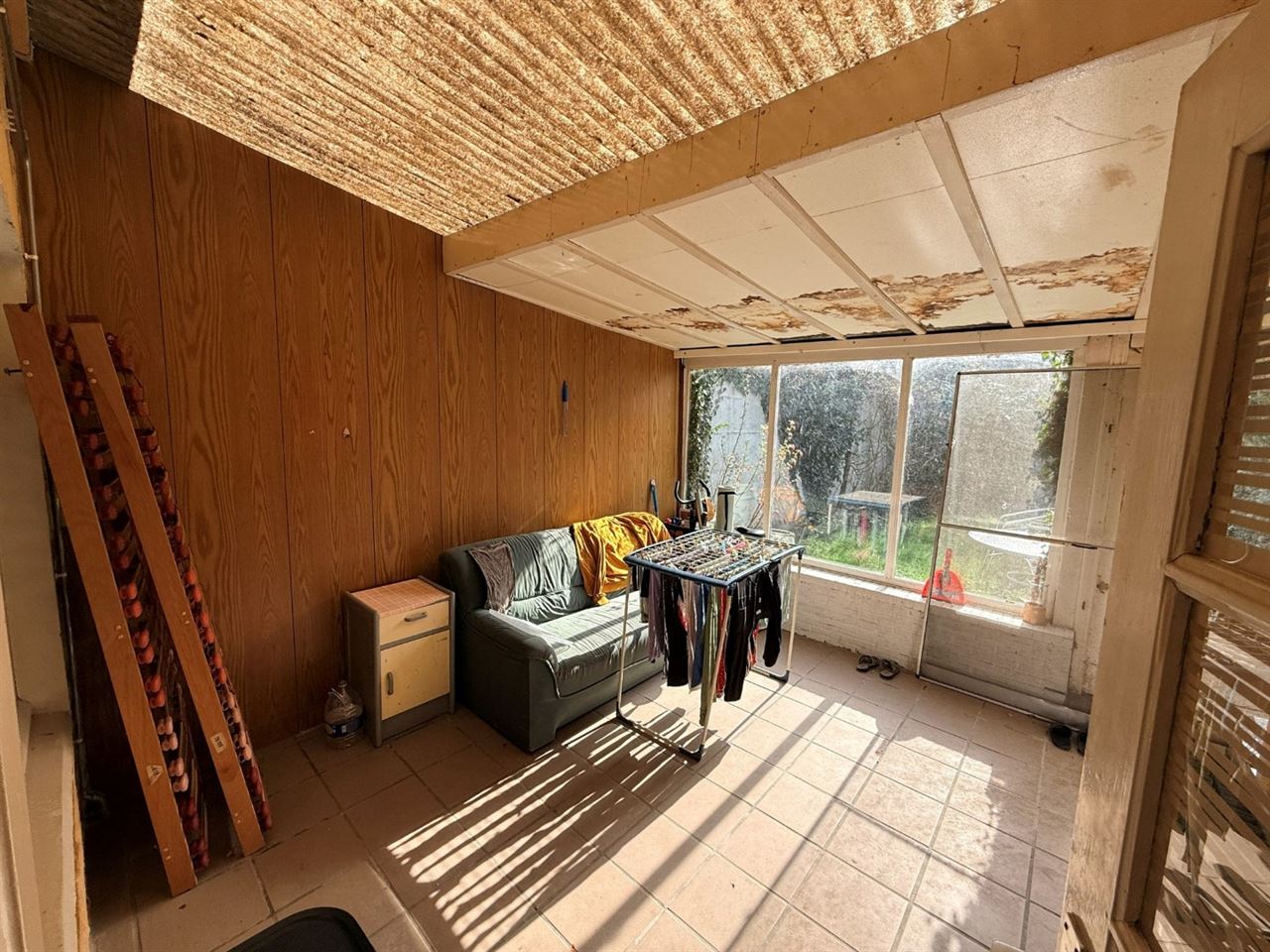 Riante woning, momenteel ingericht als 3 appartementen!