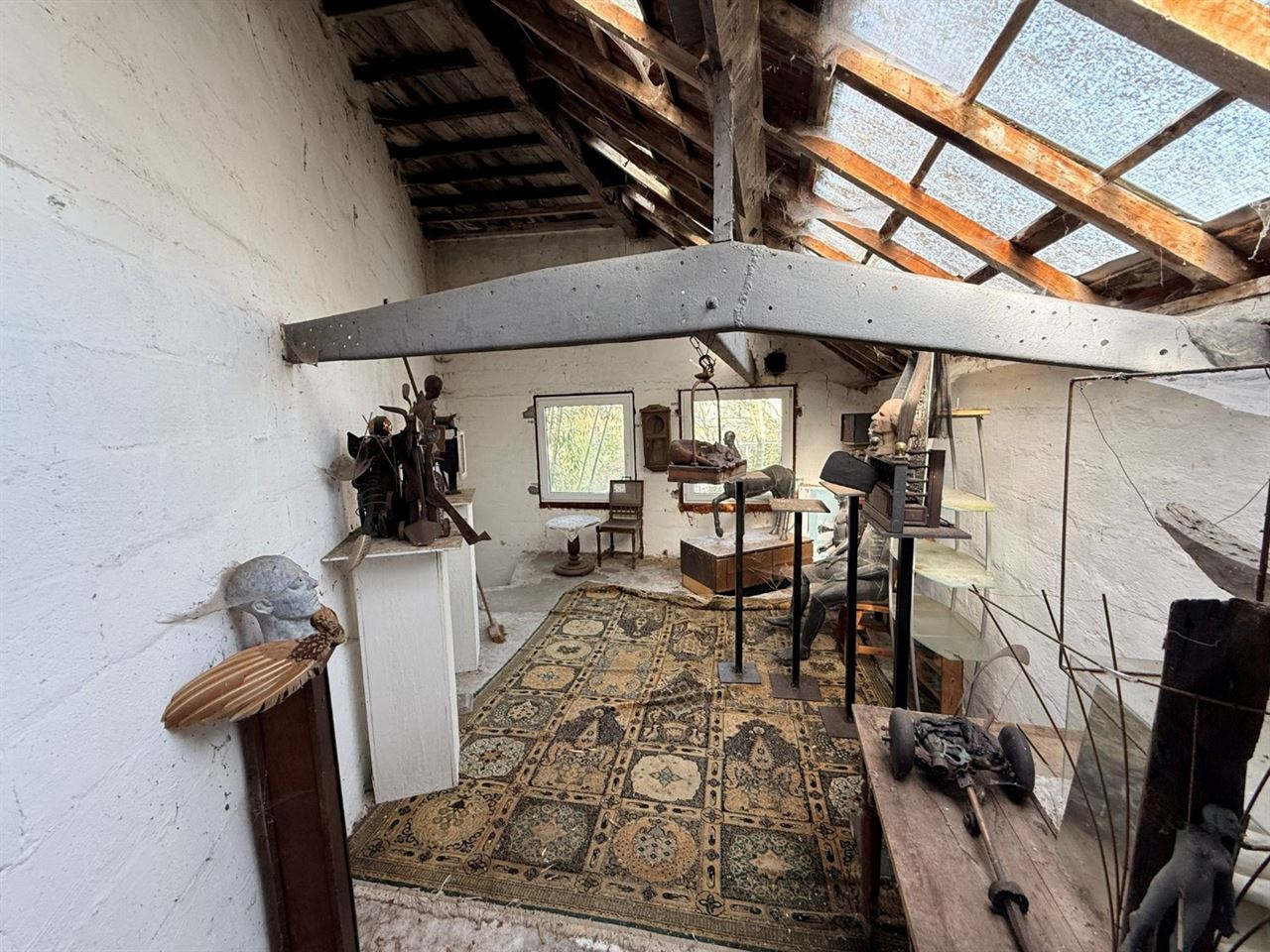 Riante woning, momenteel ingericht als 3 appartementen!