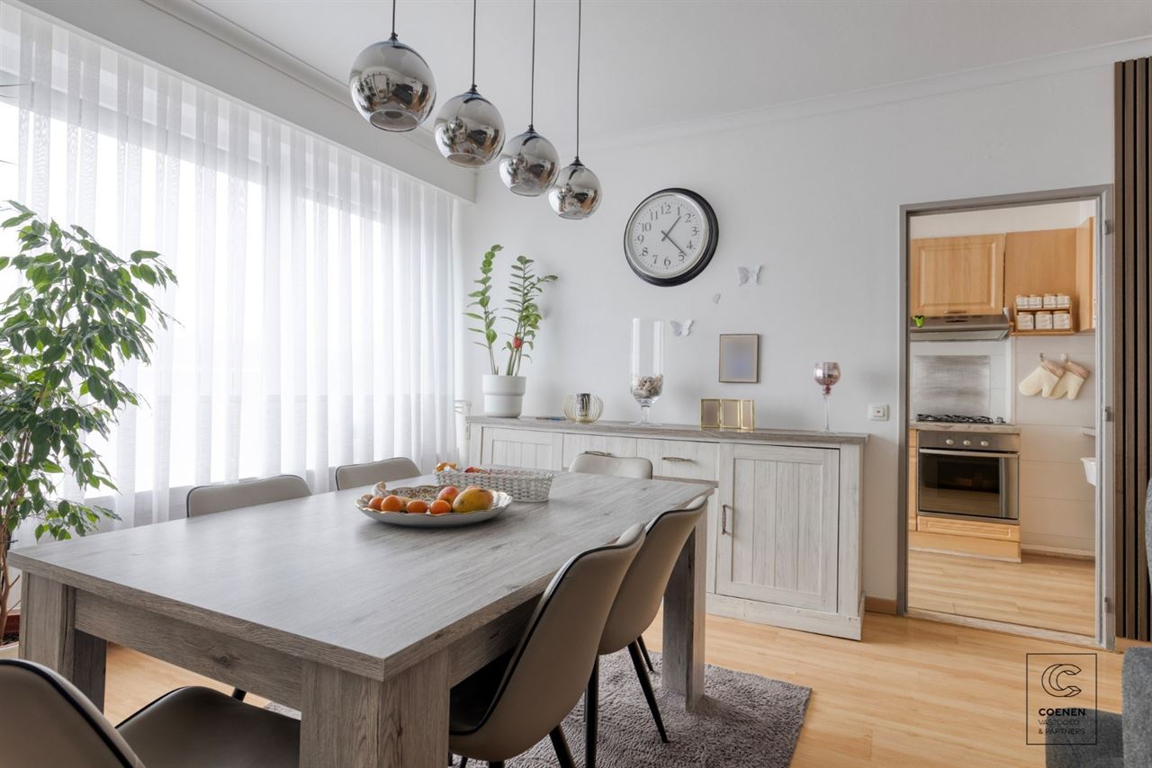 Instapklaar app. van 88 m² met 2 slpk's gelegen te Deurne!