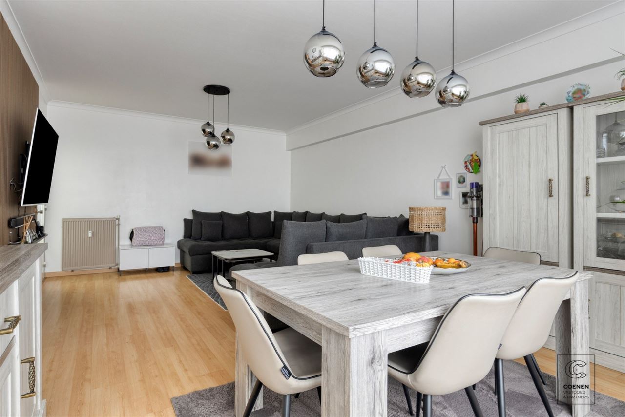 Instapklaar app. van 88 m² met 2 slpk's gelegen te Deurne!