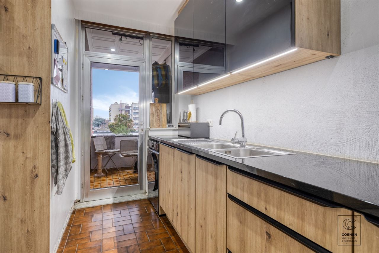 Ruim, lichtrijk app. van 124 m² en 2 slpk's te Antwerpen!