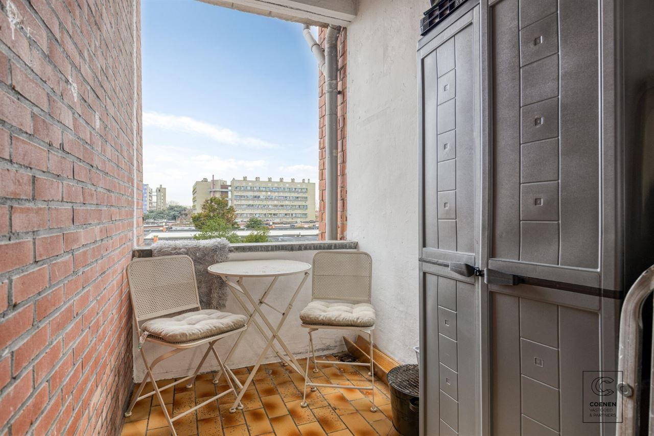 Ruim, lichtrijk app. van 124 m² en 2 slpk's te Antwerpen!