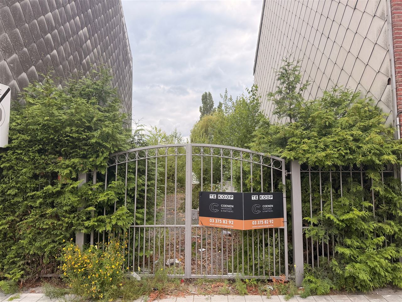 Unieke bouwgrond met vergund bouwplan te Niel!