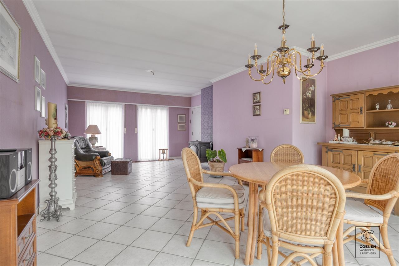 Charmante gezinswoning van 196 m², 3 slpks en 3 garages!