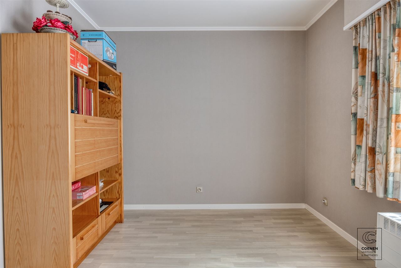 Charmante gezinswoning van 196 m², 3 slpks en 3 garages!