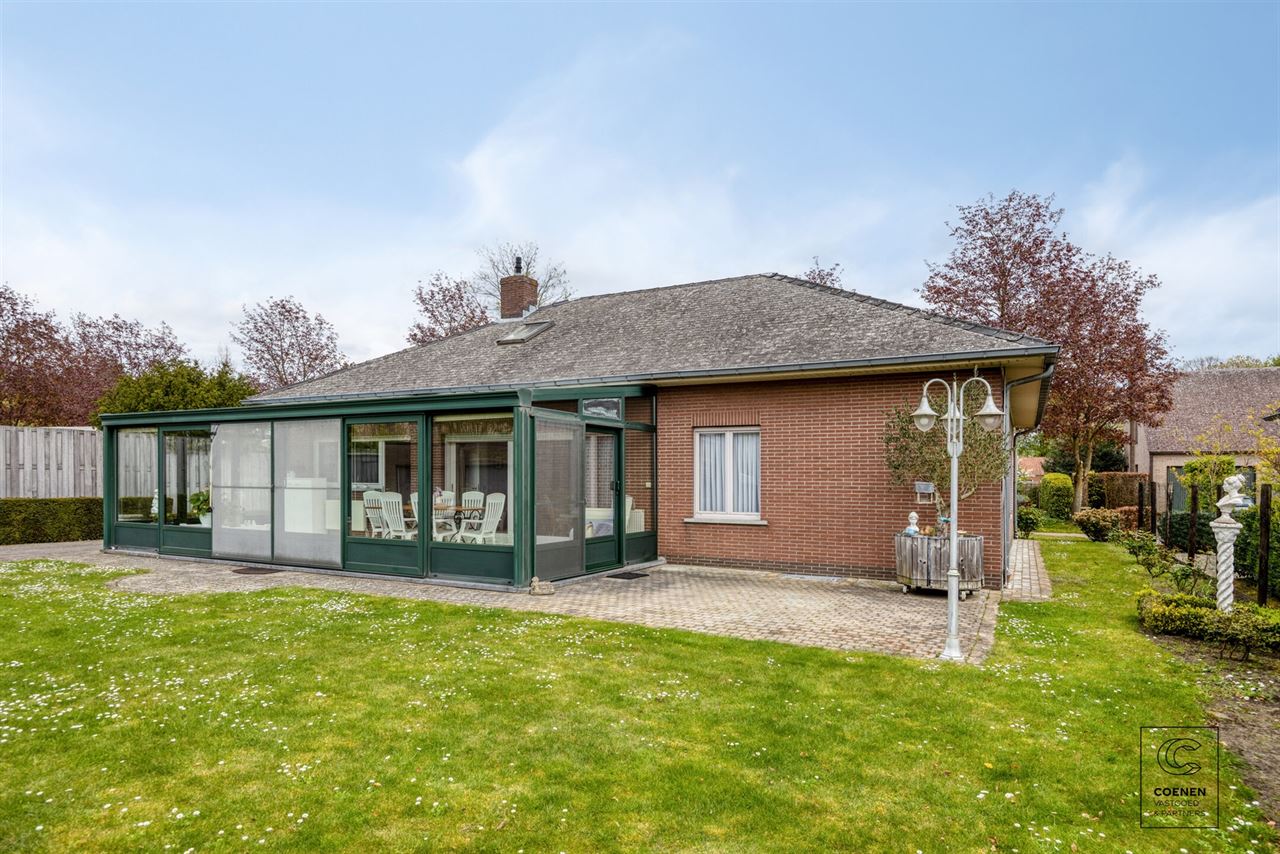 Charmante gezinswoning van 196 m², 3 slpks en 3 garages!