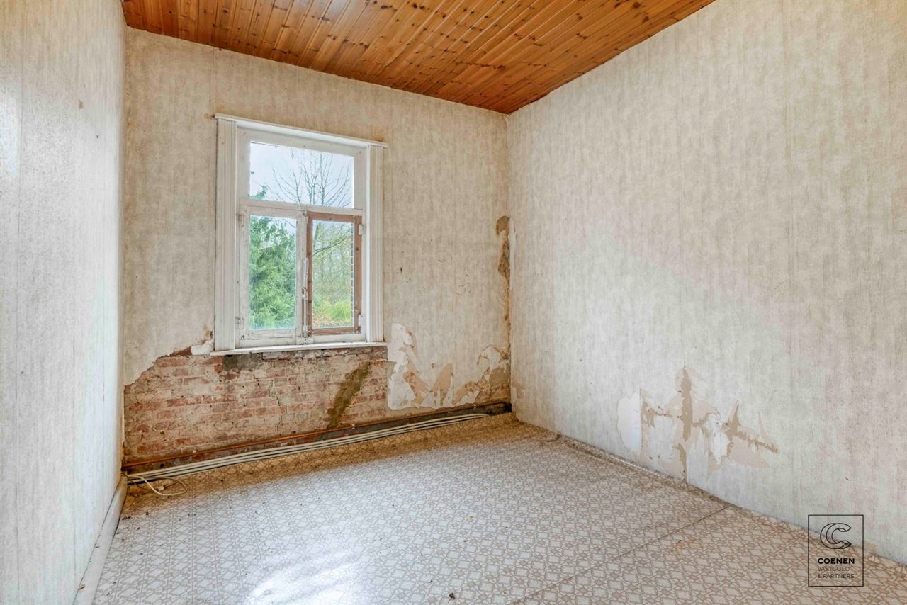 Volledig te renoveren woning op top ligging te Brasschaat!